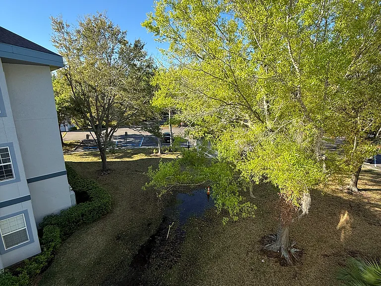 1640 Villa Capri Cir #308 — Photo 22