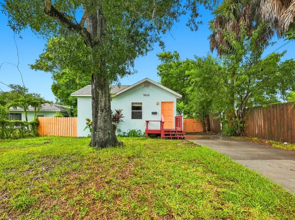 1845 35th St S, Saint Petersburg, FL 33711