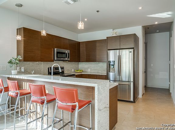2nd image of 17902 La Cantera Pkwy Unit 116