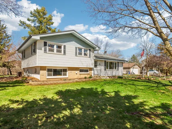 S71W19820 Simandl DRIVE, Muskego, WI 53150