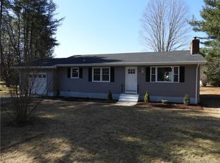 106 Boston Post Rd, Old Lyme, CT 06371