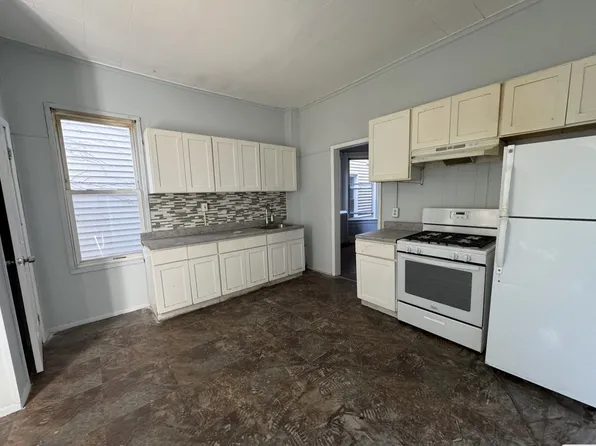 100 Brown Pl Floor 1, Jersey City, NJ 07305