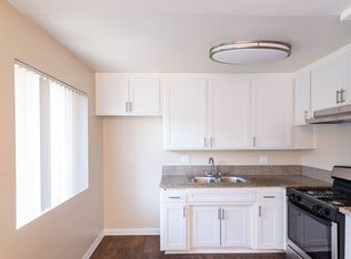 8112 Magnolia Ave APT 5, Riverside, CA 92504