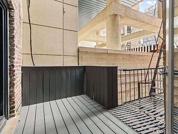 5th image of 57 Thompson St APT 2C
