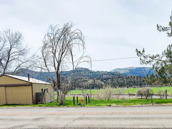 Willow St, Spray, OR 97874