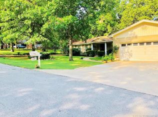 808 Henson Rd, Madill, OK 73446