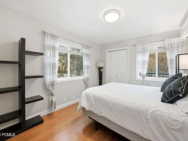 1885 Prospector Ave #B-1 — Photo 14