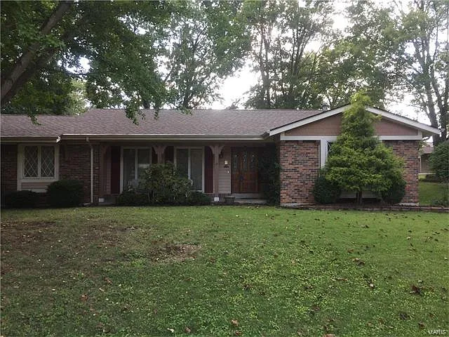 525 Sequoia St photo 1