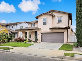 952 Momax St, Azusa, CA 91702