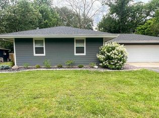 530 Cedar Dr, Metamora, IL 61548