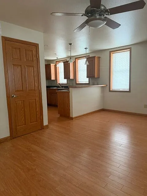 1 bed, 1.0 bath, $1,250 — Photo 4