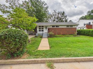 715 Cherry Hill Dr, Staunton, VA 24401