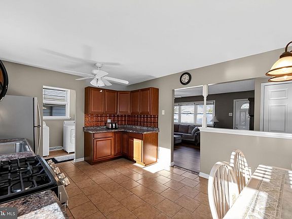 5th image of 15 Winslow Rd