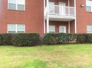 7712 Autry Cir APT 604, Douglasville, GA 30134