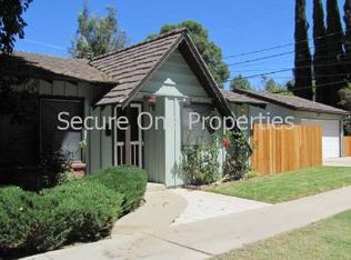 21947 Ybarra Rd, Woodland Hills, CA 91364