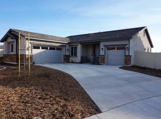 2043 Radiant Cir, San Jacinto, CA 92582