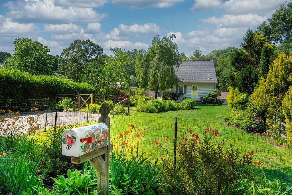 39 Leland Rd - Property Image