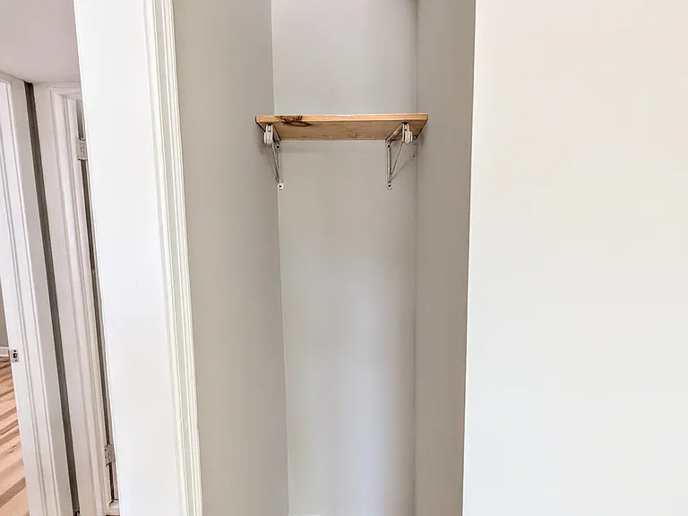 4855 College St #7 — Photo 6