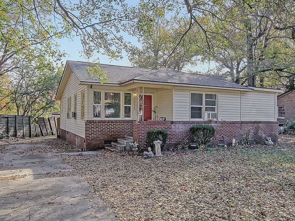 1st image of 2649 Orchid Ave