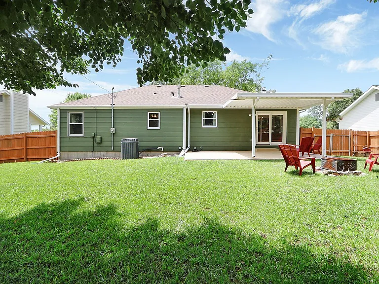 119 N Kaw Dr — Photo 28
