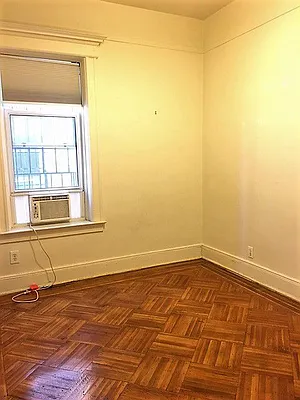 Rented by Lang Realty LLC | media 25