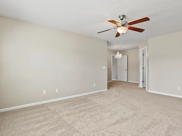 5 Cross Gate Ct — Photo 26