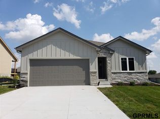 14439 Read St, Bennington, NE 68007