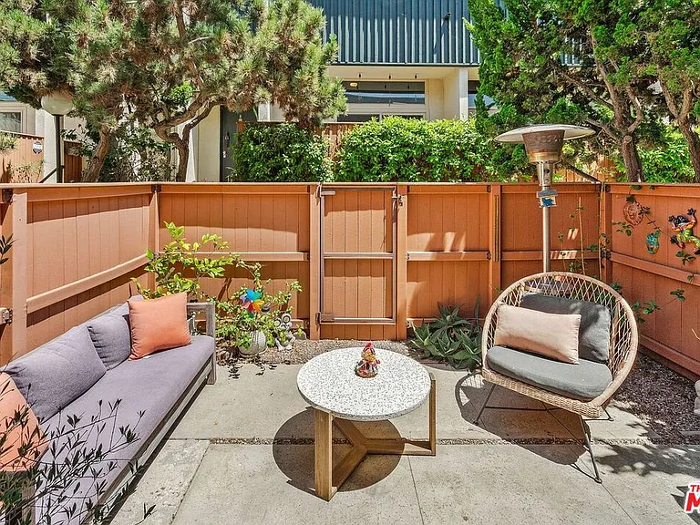 11260 Overland Ave #12D — Photo 5