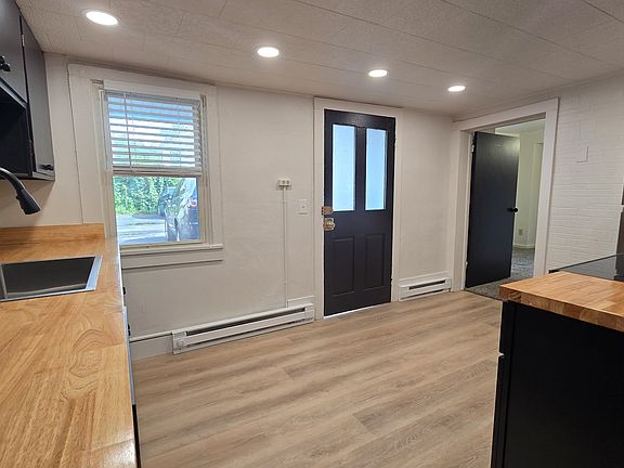 5th image of 485 W Main St APT 1