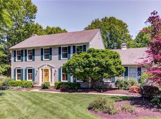 588 Chancellor Ct, Avon Lake, OH 44012
