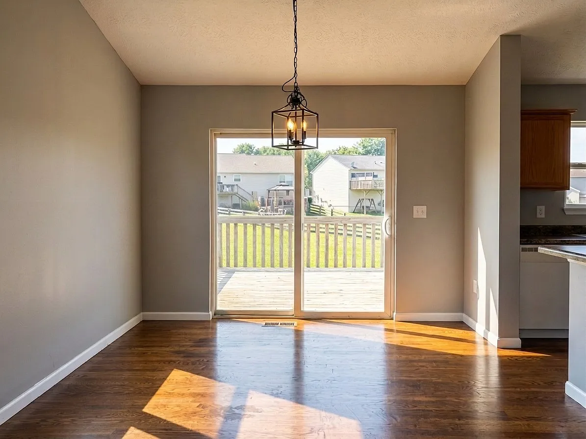 3 bed, 2.5 bath, $1,995 — Photo 3