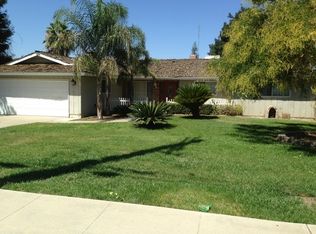 1958 W Pleasant Ave, Tulare, CA 93274