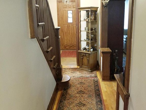 4th image of 811 Arden Ave