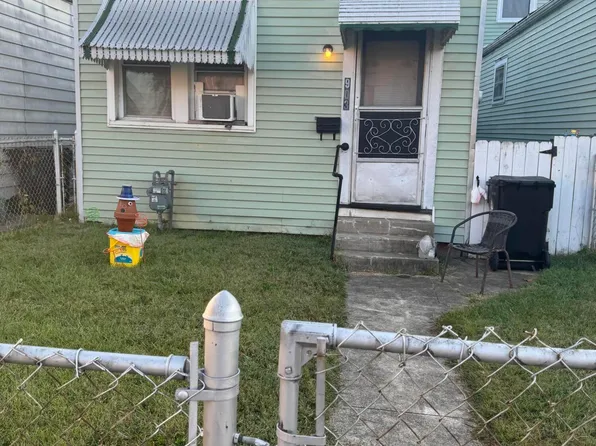 903 Goss Ave, Louisville, KY 40204