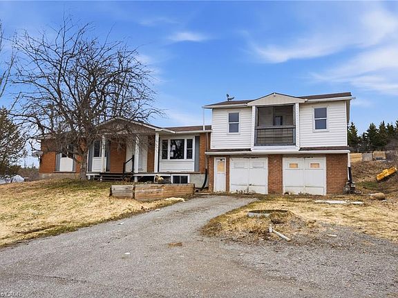3rd image of 692 Emily Park Rd