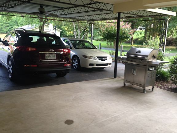 3 car carport (in addition to 1 car garage)