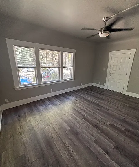 728 E St #101 — Photo 6