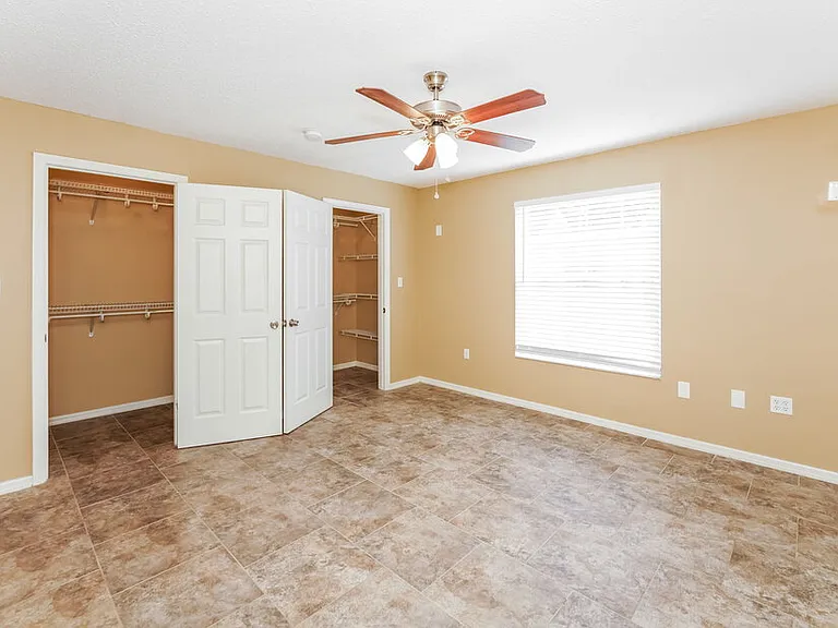 1539 Lafayette Ave — Photo 12