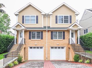 92 Thatcher Ave, Harrison, NY 10528