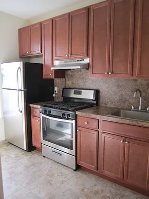 Rented by Compass | media 7