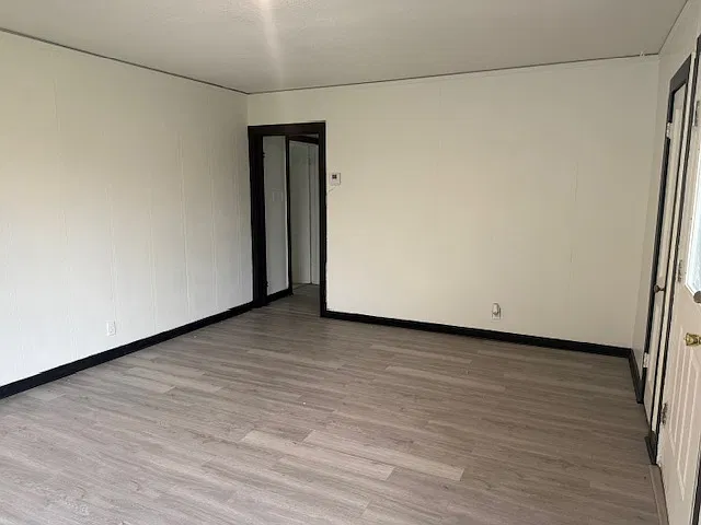 2 bed, 949 sqft, $1,000 — Photo 3