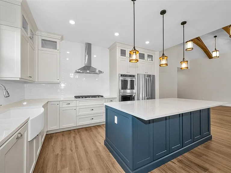 522 Louden Ave — Photo 15