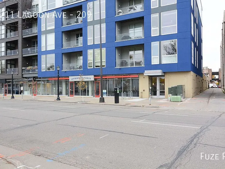 1211 Lagoon Ave #209 — Photo 2