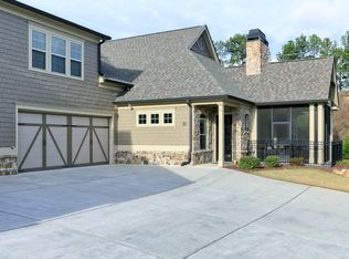 82 Cedarcrest Village Ct, Acworth, GA 30101