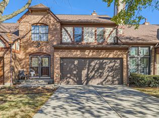 2806 Brighton Ct, Westchester, IL 60154