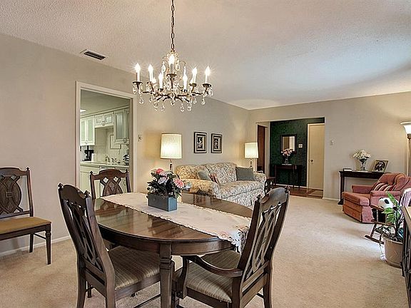 4th image of 14466 Valley Hi Cir