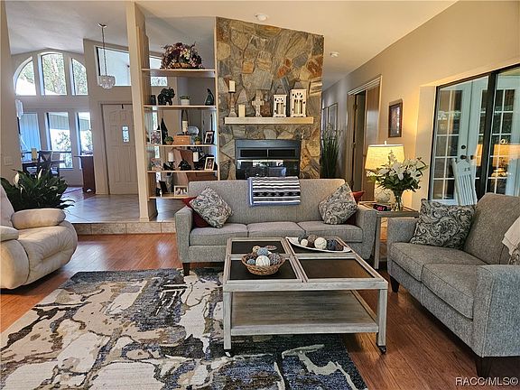 3rd image of 5368 N Sierra Vista Dr