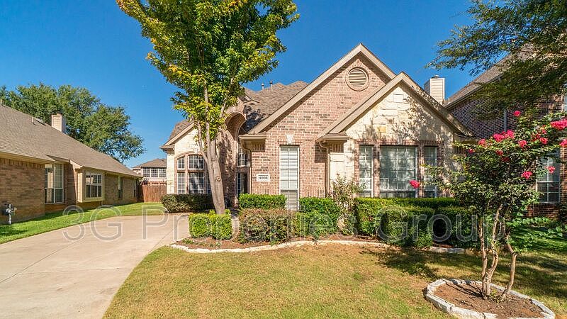 1st image of 4008 Kenwood Dr