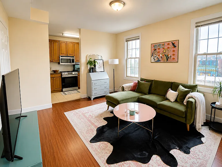 1111 Lamont St NW #203 — Photo 9
