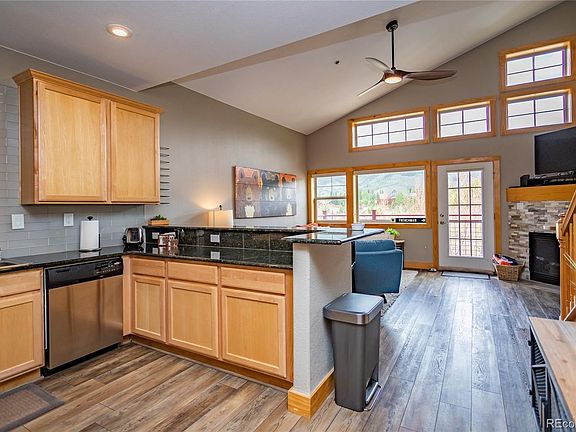 4th image of 135 Main Street #211